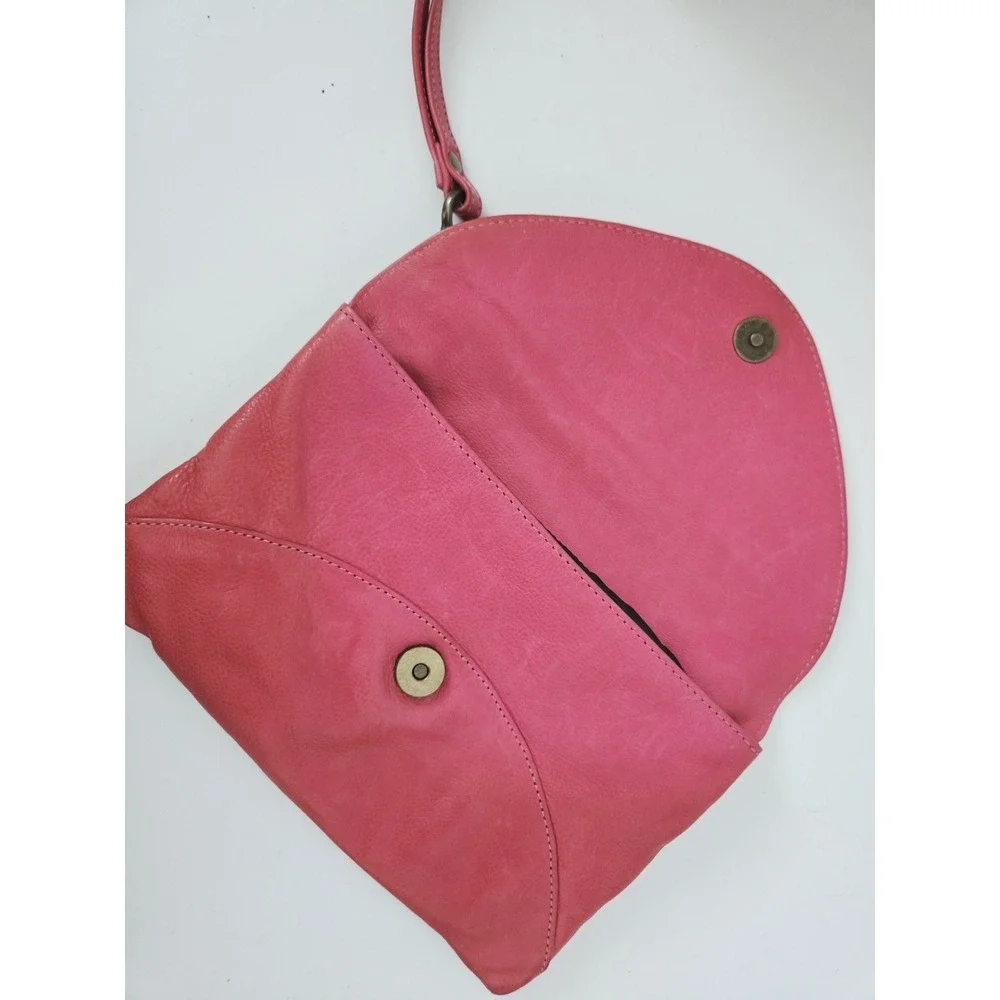 OdiLynch Vintage Dublin Red Leather Wristlet‎ Bag
